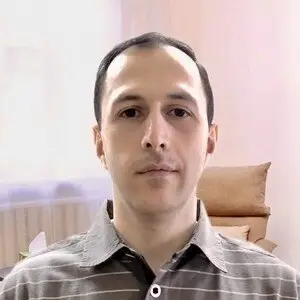 Альберт<br>Товмасян