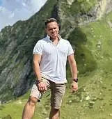 Александр<br>Новиков