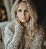 Елена <br>Аксютина 