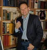 Евгений <br>Базаров