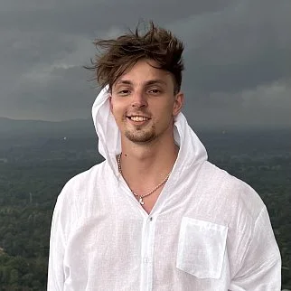 Владимир<br>Сикорский