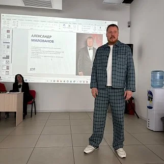 Александр <br>Милованов 