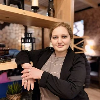 Любовь <br>Лаптинова