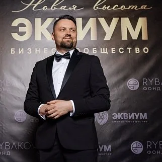 Константин <br>Гладков