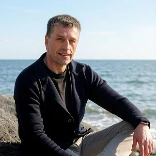Владимир<br>Мешков