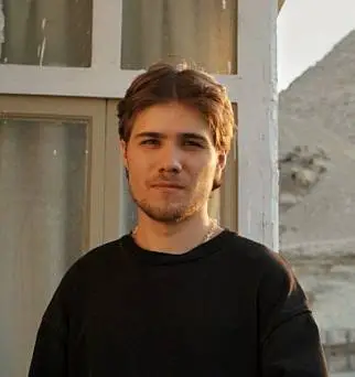 Руслан<br>Степаненко