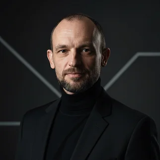 Юрий <br>Назаров 