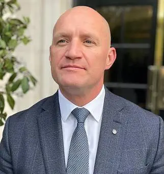 Ярослав <br>Бразевич 