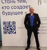 Юрий<br>Лазарев