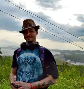 Дмитрий<br>Ефименко