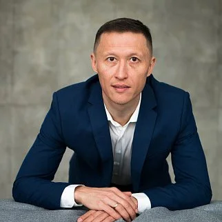 Денис <br>Фатыхов