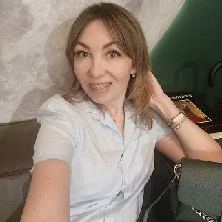 Адэля <br>Ихсанова 