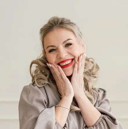 Алена Бизенкова