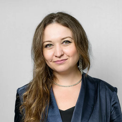 Елена Серова