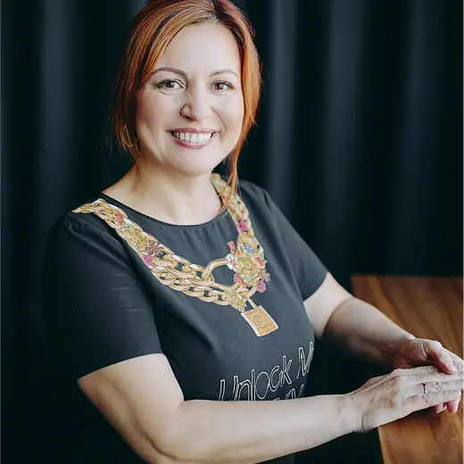 Лариса Медведева