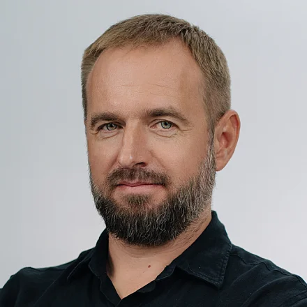 Олег Скугорь